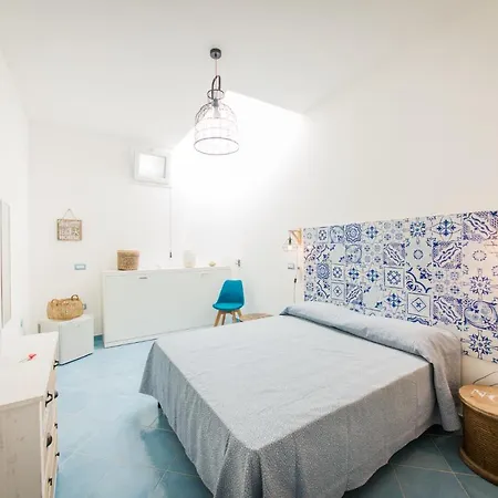 Gasthuis Zagma Un Passo Dal Mare 4*