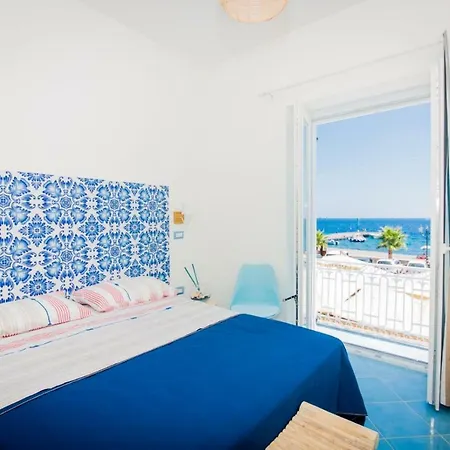 Zagma Un Passo Dal Mare Casa de hóspedes 4*