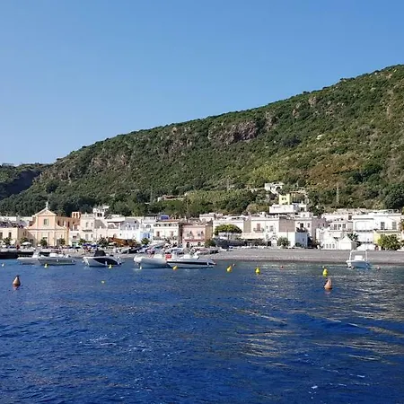Pensión Zagma Un Passo Dal Mare Canneto (Lipari)